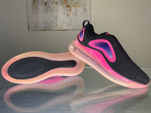 Nike Air Max 720 - Black/Pink Blast - 8.5M (9.5W)